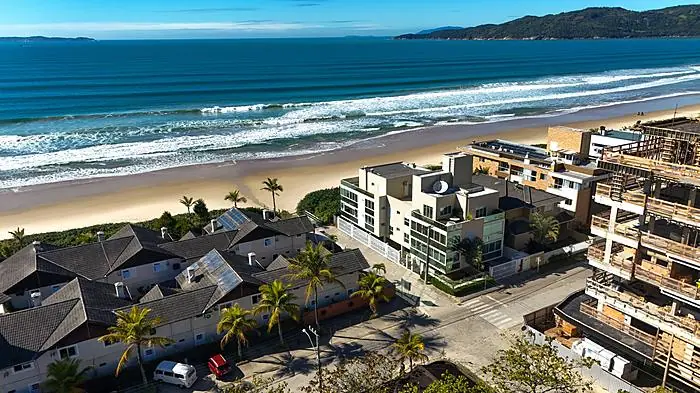 Empreendimentos e infraestrutura em desenvolvimento em Mariscal